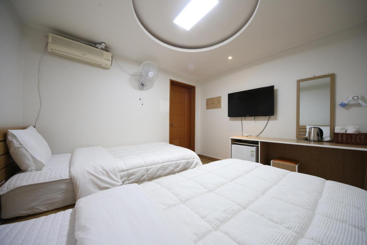 Uh Suite Gyeongju Dış mekan fotoğraf
