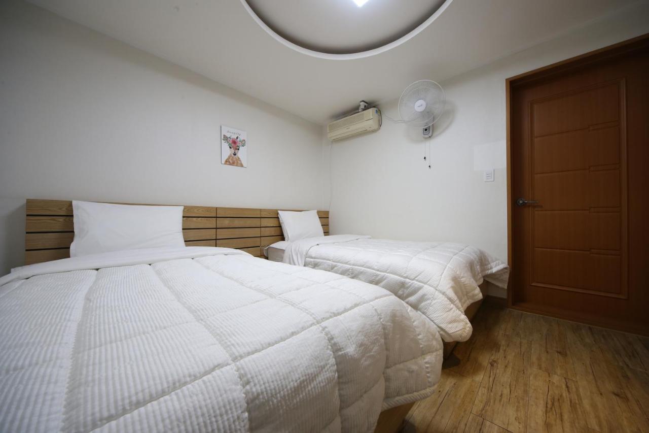 Uh Suite Gyeongju Dış mekan fotoğraf