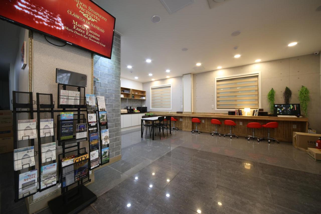 Uh Suite Gyeongju Dış mekan fotoğraf