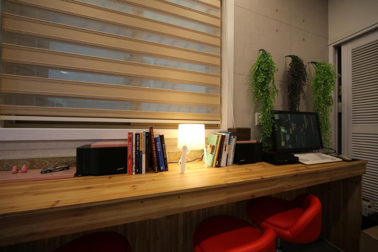 Uh Suite Gyeongju Dış mekan fotoğraf